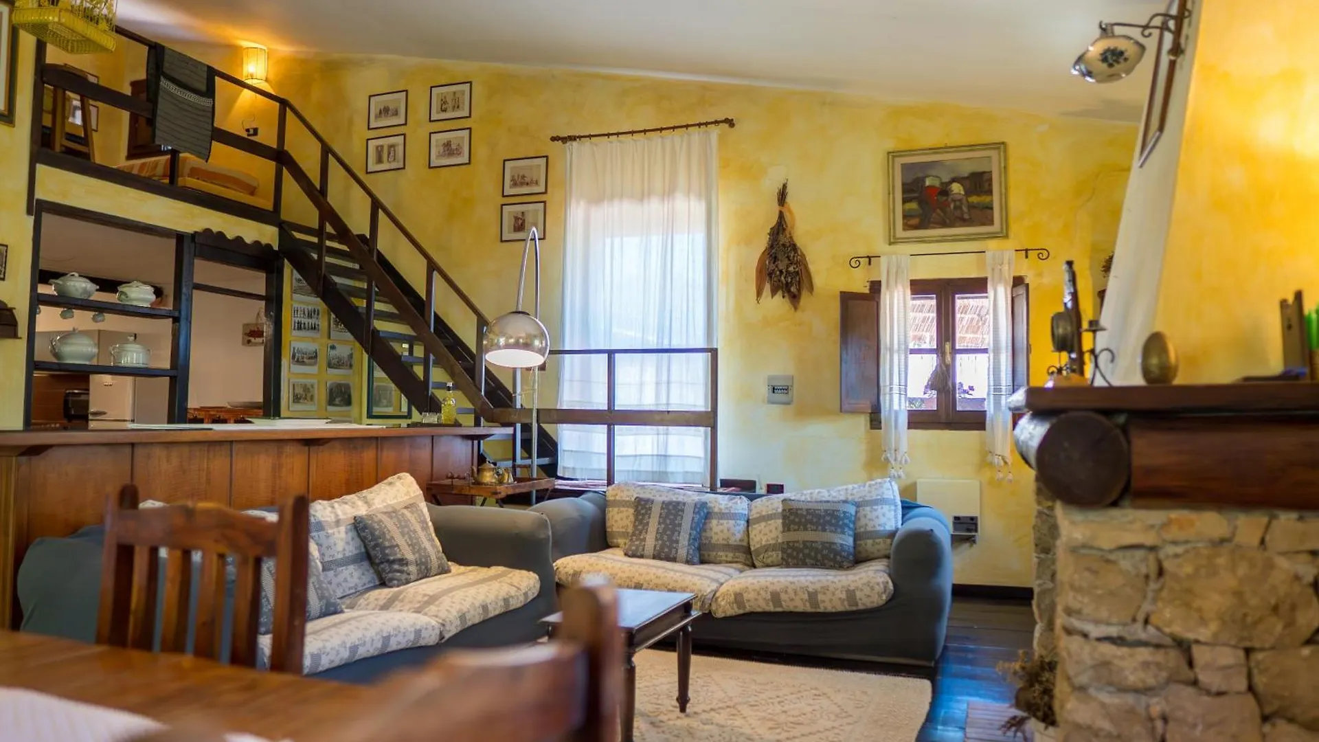Villa Fattoria Dei Piani Srl à Olmedo 0*,