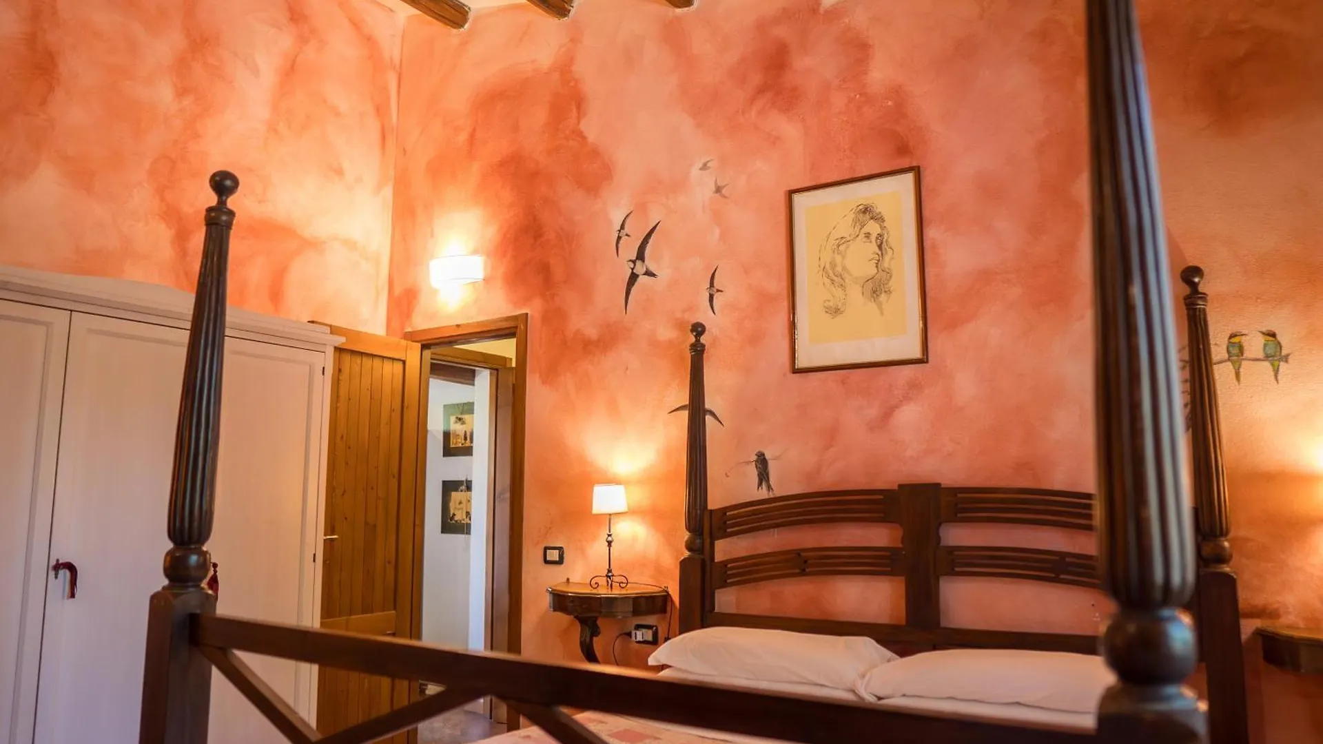 Villa Fattoria Dei Piani Srl à Olmedo