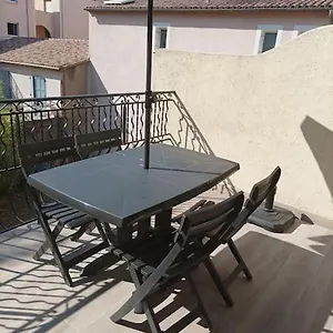  Appartement Meuble Climatise Avec Terrasse France